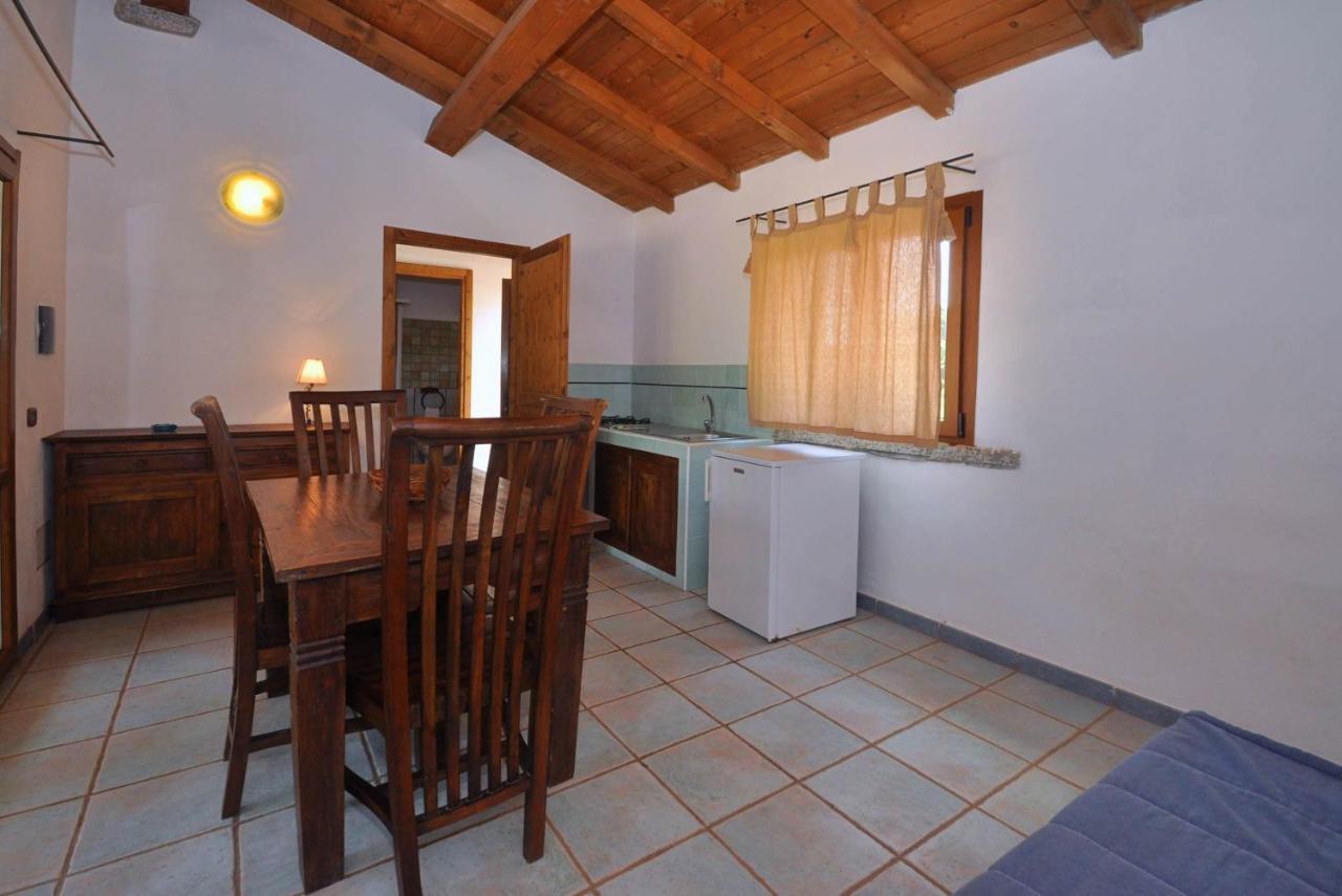 Mare Di Ginepri Apartment Бадези Екстериор снимка